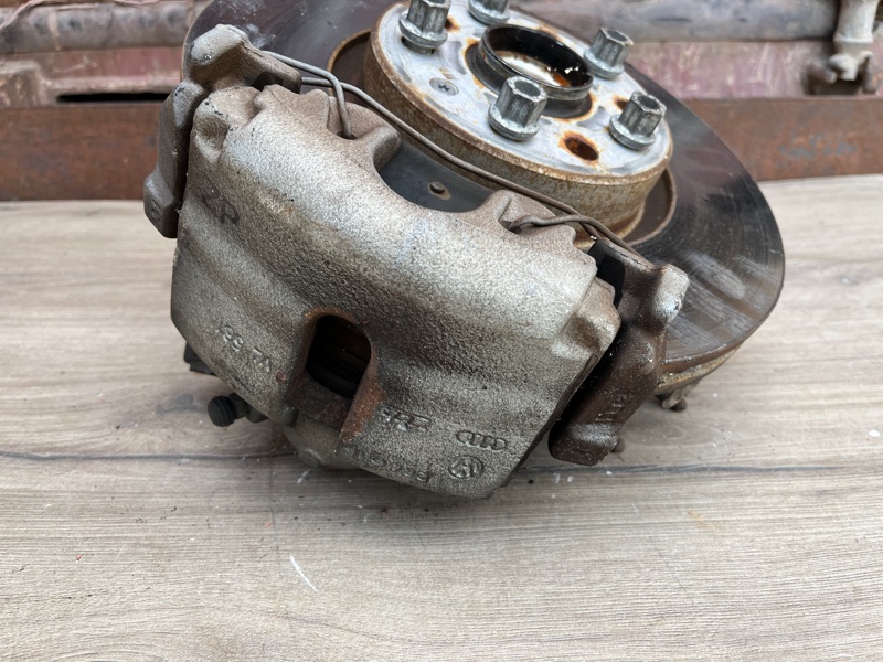 Кулак поворотный, 7500 рублей, Молоково