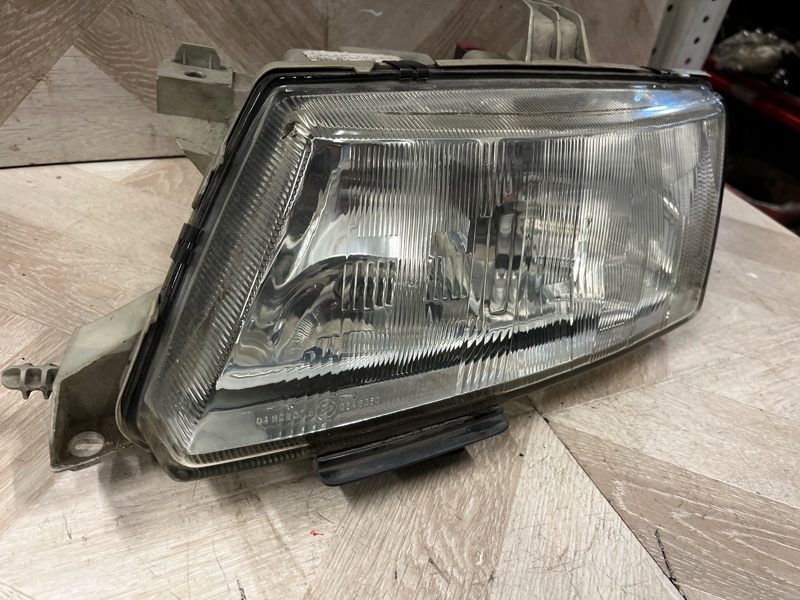 Фара галогеновая, 6000 рублей, Молоково