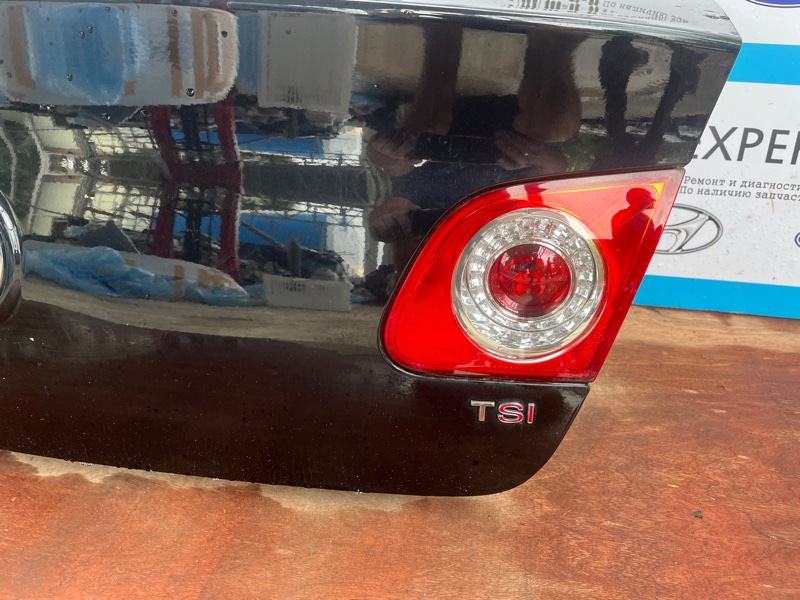 Крышка багажника, 10000 рублей, Молоково