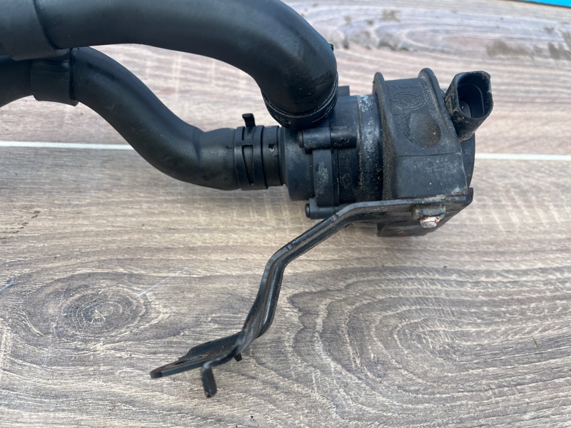 Патрубок системы охлаждения, 4000 рублей, Молоково