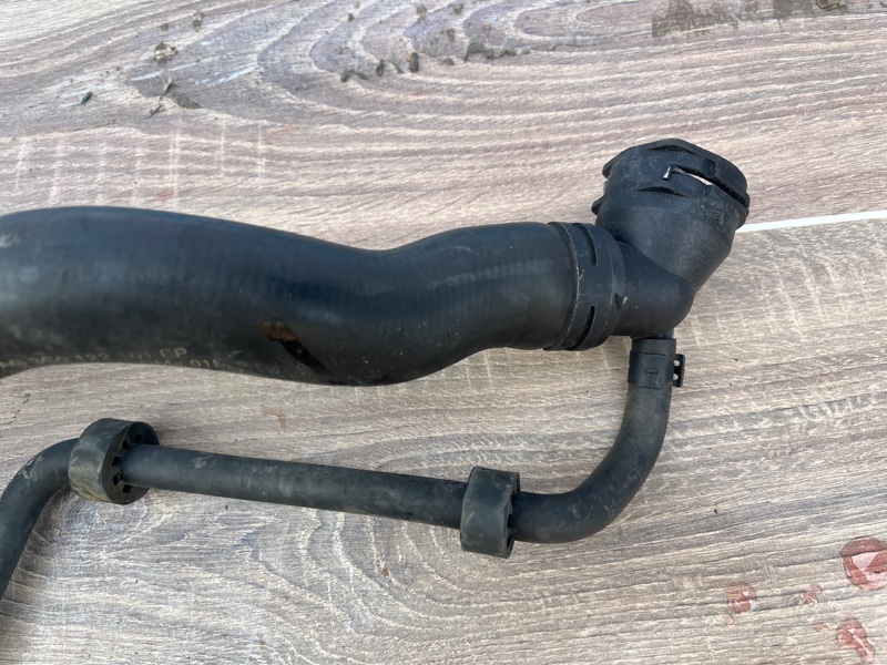 Патрубок системы охлаждения, 3000 рублей, Молоково