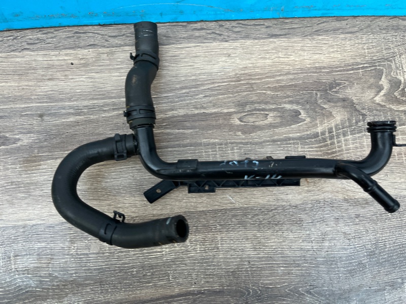 Патрубок термостата, 1500 рублей, Молоково