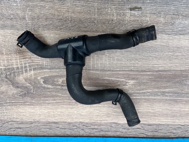 Патрубок системы охлаждения, 4500 рублей, Молоково