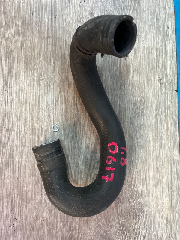 Патрубок системы охлаждения, 950 рублей, Молоково