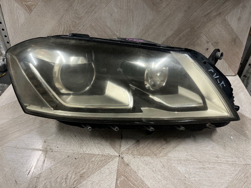 Фара ксеноновая, 17500 рублей, Молоково