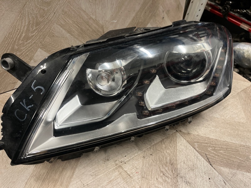 Фара ксеноновая, 18000 рублей, Молоково