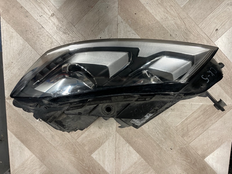 Фара ксеноновая, 18000 рублей, Молоково