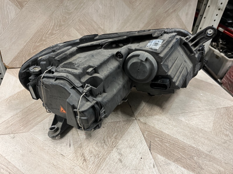 Фара ксеноновая, 18000 рублей, Молоково