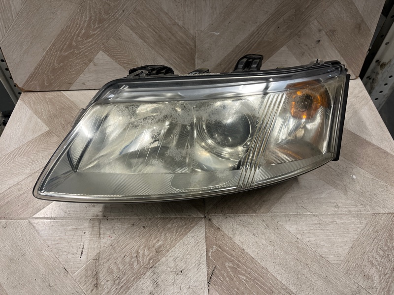 Фара ксеноновая, 12500 рублей, Молоково