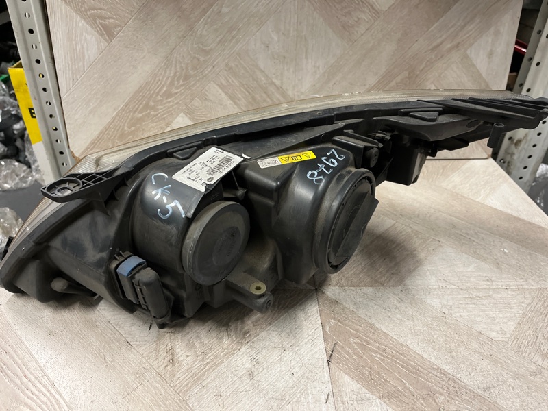 Фара ксеноновая, 18500 рублей, Молоково