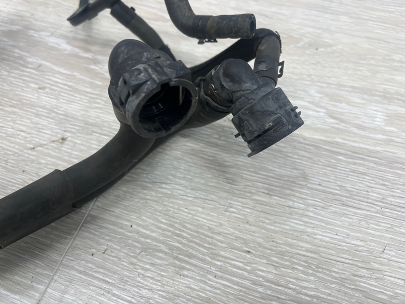 Патрубок системы охлаждения, 3800 рублей, Молоково