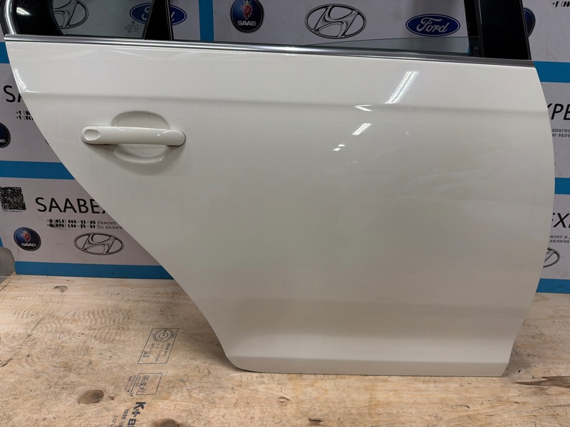 Дверь боковая, 11000 рублей, Молоково