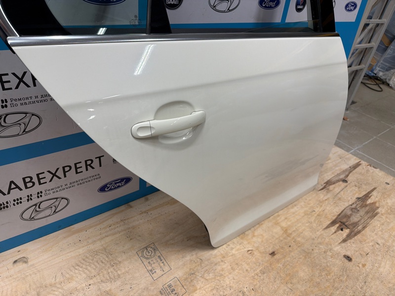 Дверь боковая, 11000 рублей, Молоково