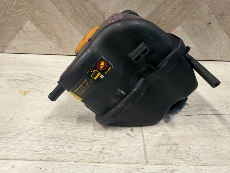 Бачок расширительный, 10000 рублей, Молоково