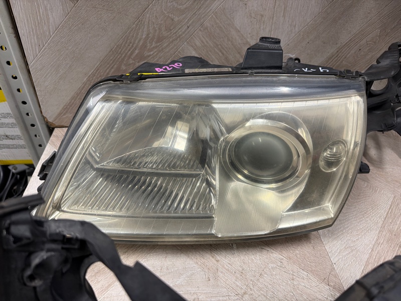 Фара ксеноновая, 30000 рублей, Молоково