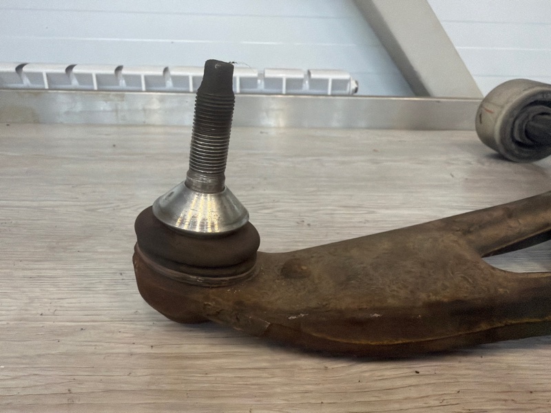 Рычаг подвески нижний, 5000 рублей, Молоково