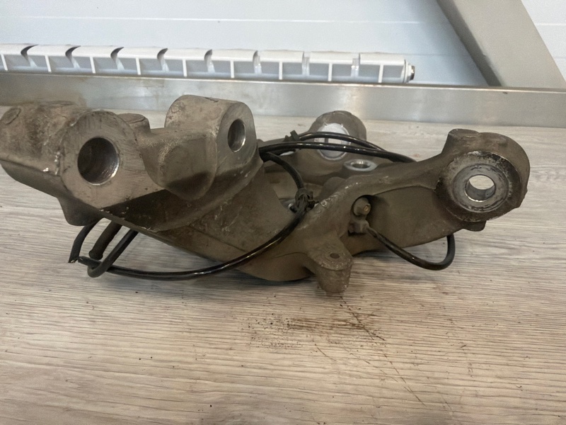 Кулак поворотный, 4500 рублей, Молоково