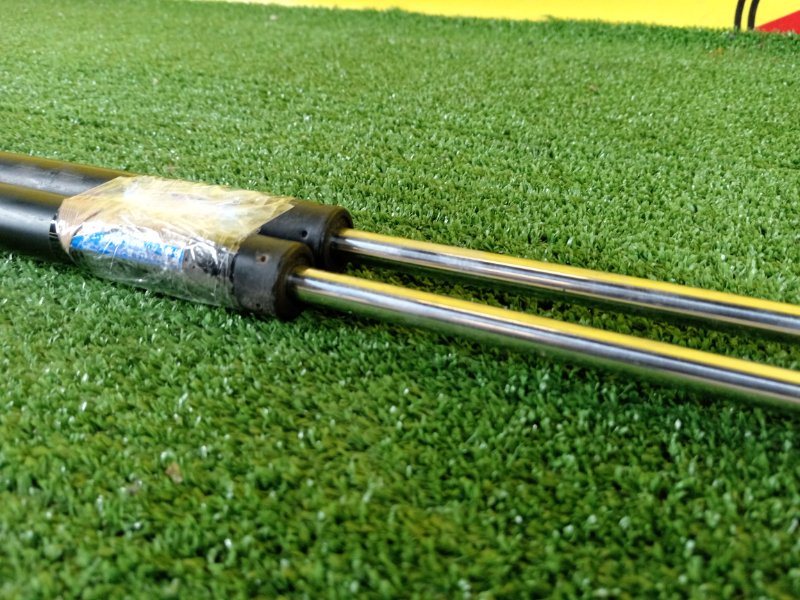 Амортизатор двери багажника, 800 рублей, Красноярск