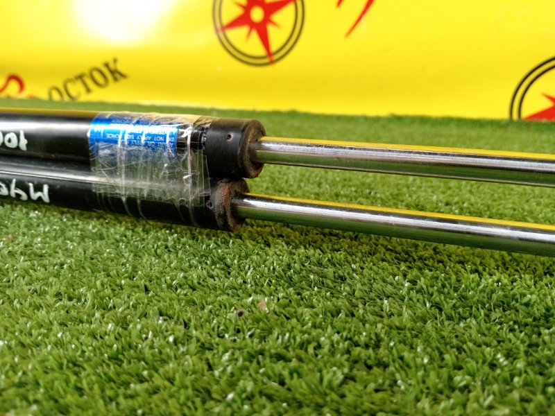 Амортизатор двери багажника, 800 рублей, Красноярск