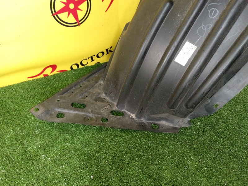 Подкрылок, 1000 рублей, Красноярск