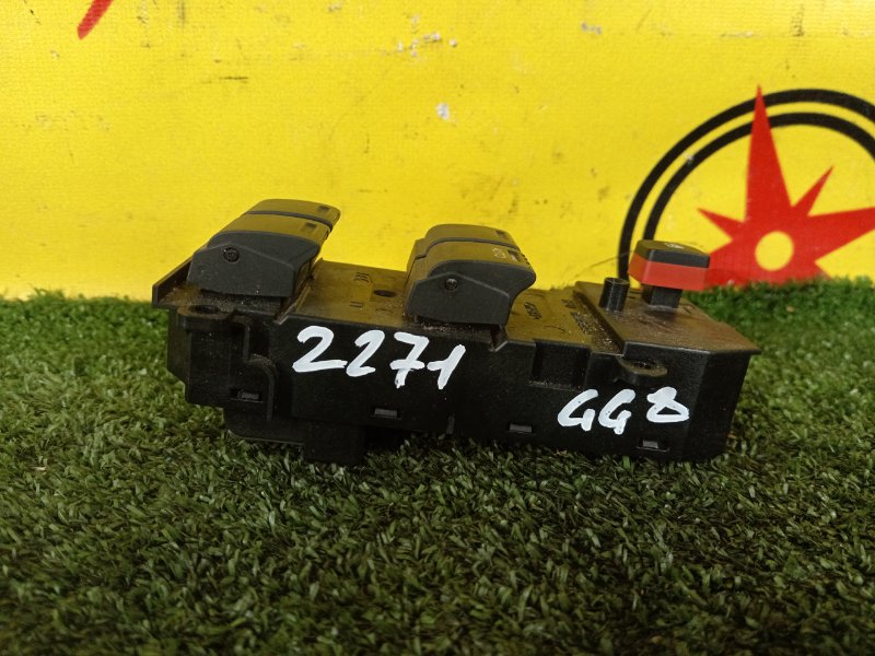 Блок управления стеклоподъемниками, 1000 рублей, Красноярск