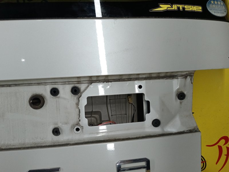 Дверь багажника, 10000 рублей, Красноярск