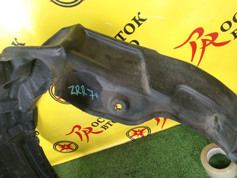 Подкрылок, 2000 рублей, Красноярск