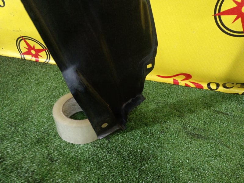 Подкрылок, 2000 рублей, Красноярск