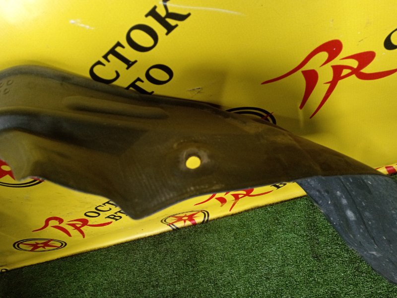 Подкрылок, 500 рублей, Красноярск