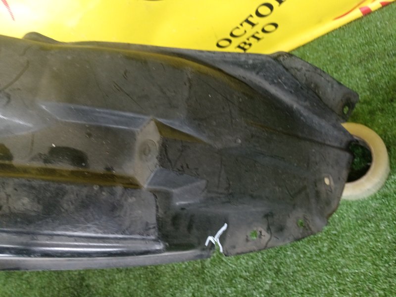 Подкрылок, 2500 рублей, Красноярск