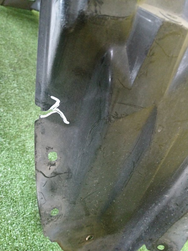 Подкрылок, 2500 рублей, Красноярск