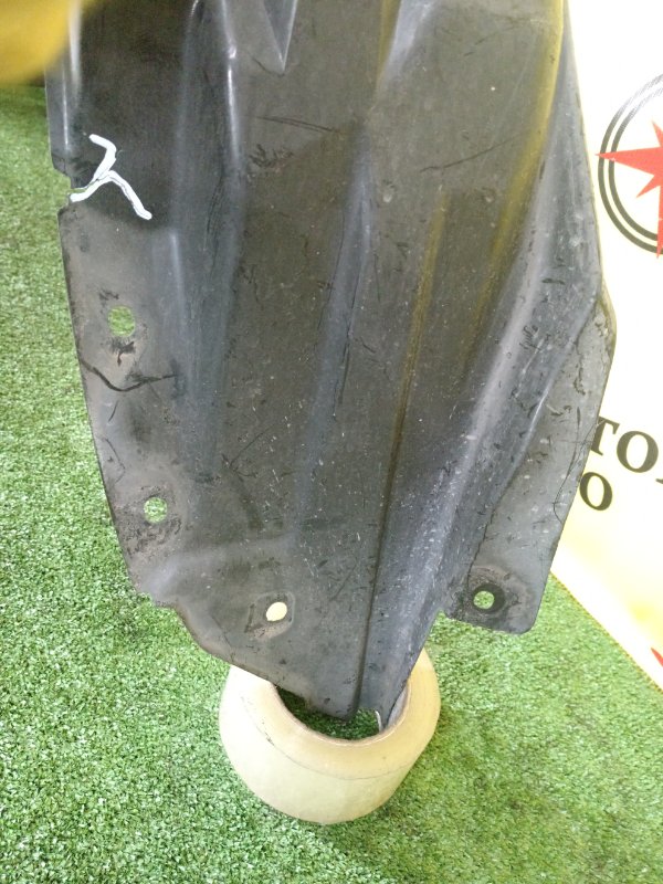 Подкрылок, 2500 рублей, Красноярск