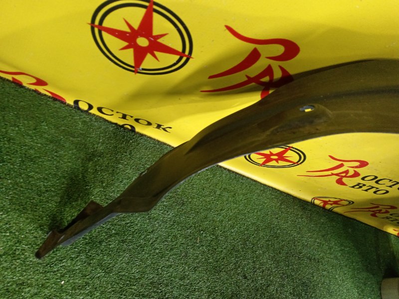 Подкрылок, 2000 рублей, Красноярск