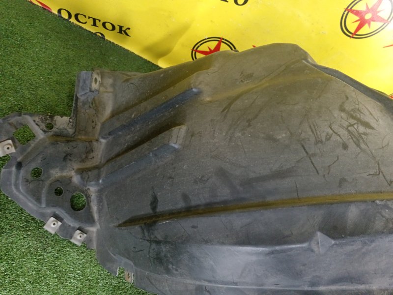 Подкрылок, 700 рублей, Красноярск