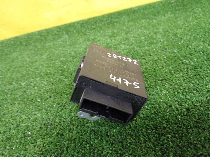 Блок управления стеклоочистителем, 1000 рублей, Красноярск