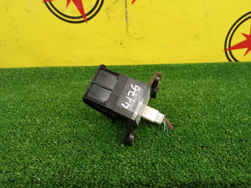 Кнопка стояночного тормоза, 500 рублей, Красноярск