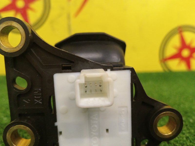 Кнопка стояночного тормоза, 500 рублей, Красноярск