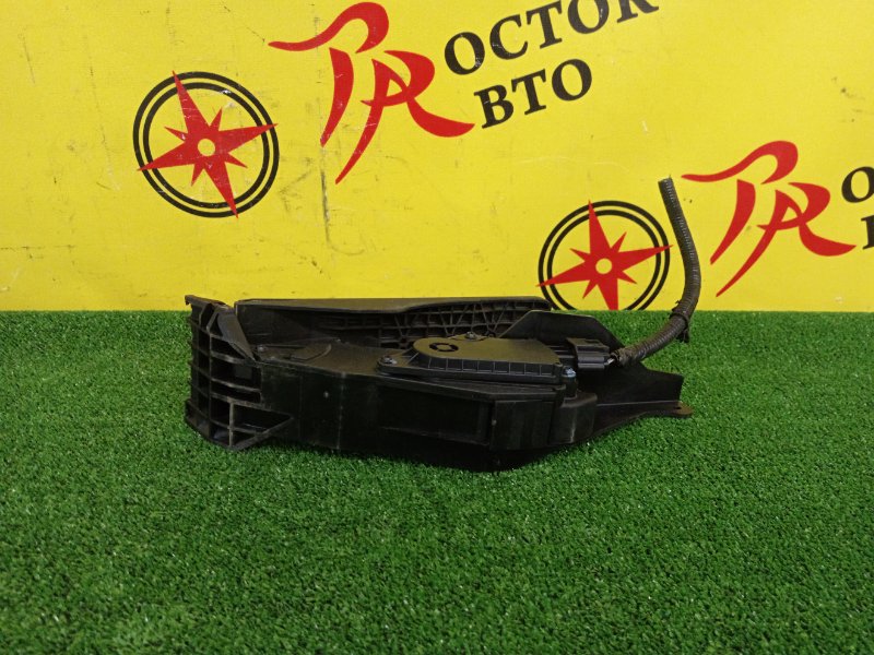 Педаль газа, 1000 рублей, Красноярск