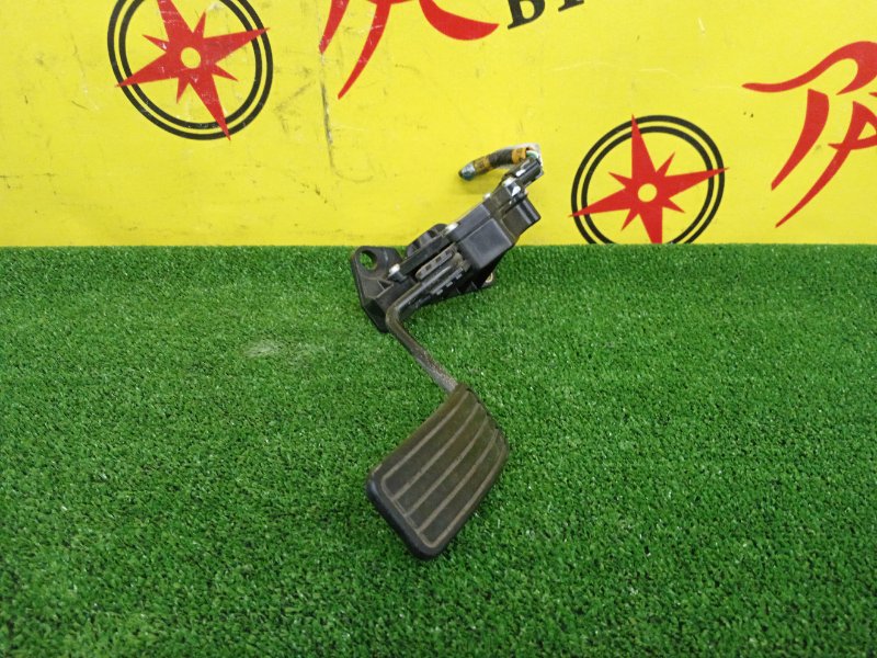 Педаль газа, 500 рублей, Красноярск