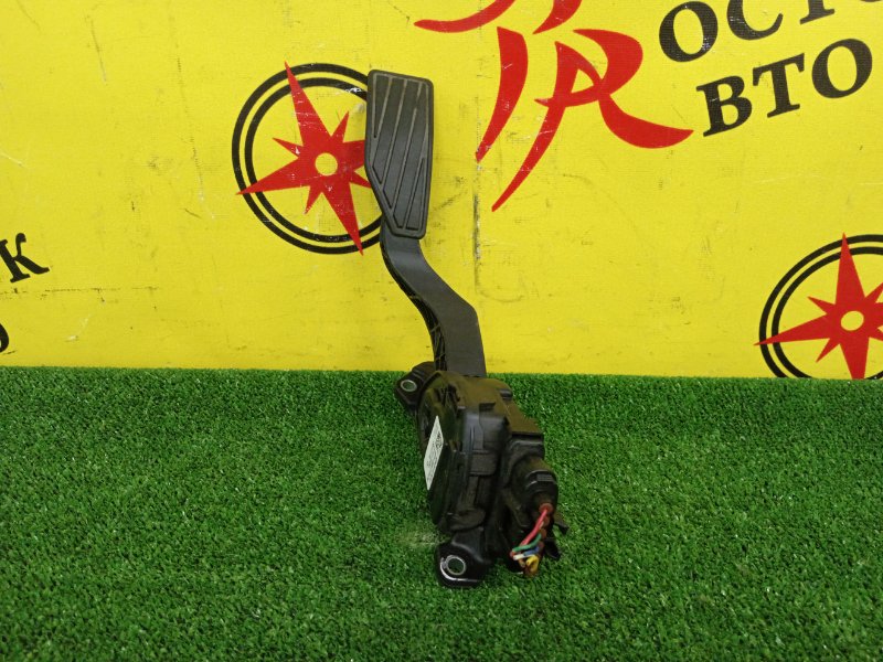 Педаль газа, 500 рублей, Красноярск