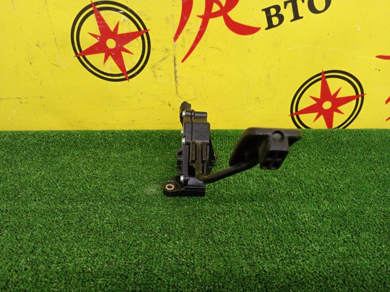 Педаль газа, 300 рублей, Красноярск