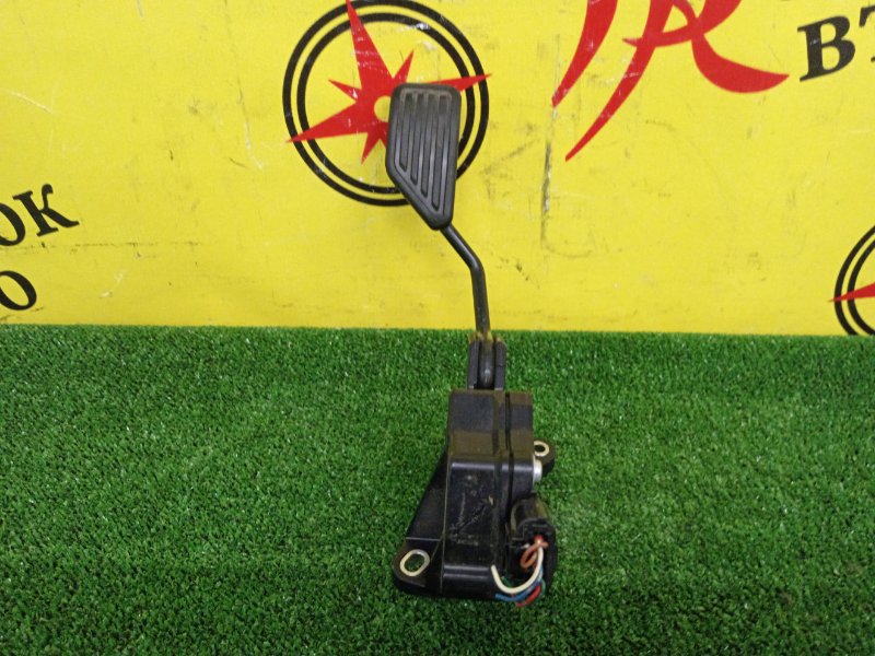 Педаль газа, 300 рублей, Красноярск