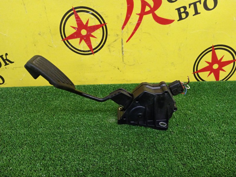 Педаль газа, 300 рублей, Красноярск