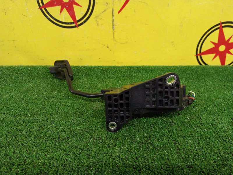 Педаль газа, 300 рублей, Красноярск