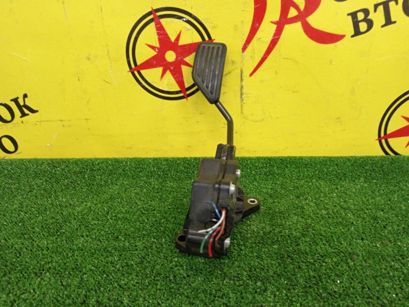 Педаль газа, 500 рублей, Красноярск