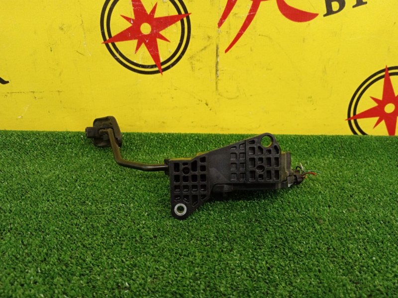 Педаль газа, 500 рублей, Красноярск