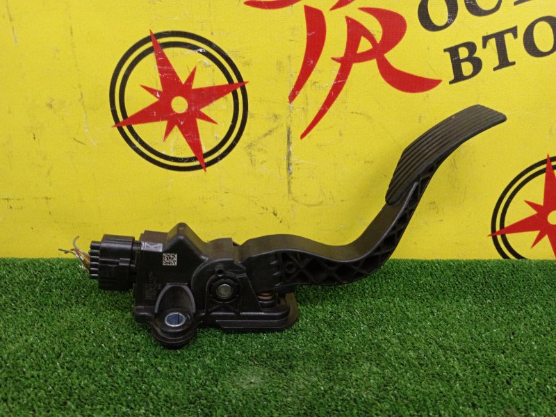 Педаль газа, 500 рублей, Красноярск