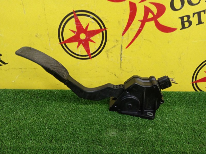 Педаль газа, 400 рублей, Красноярск