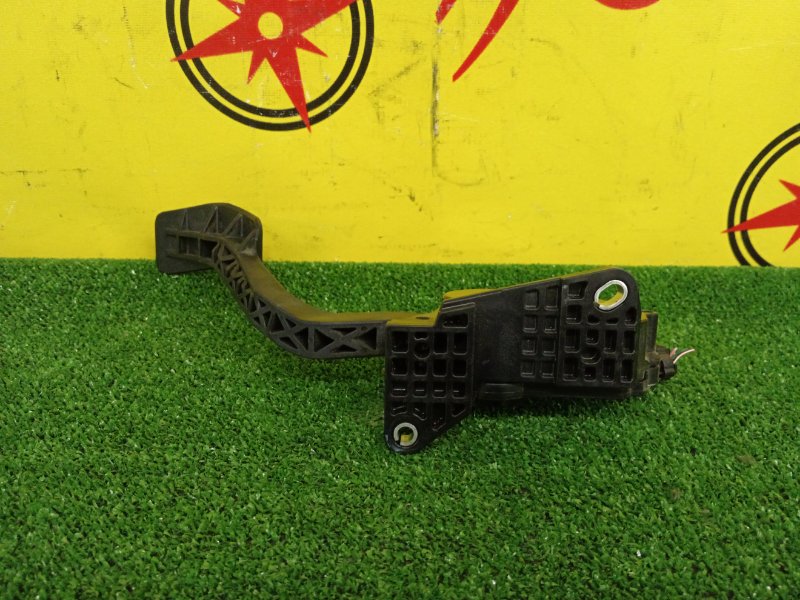 Педаль газа, 400 рублей, Красноярск