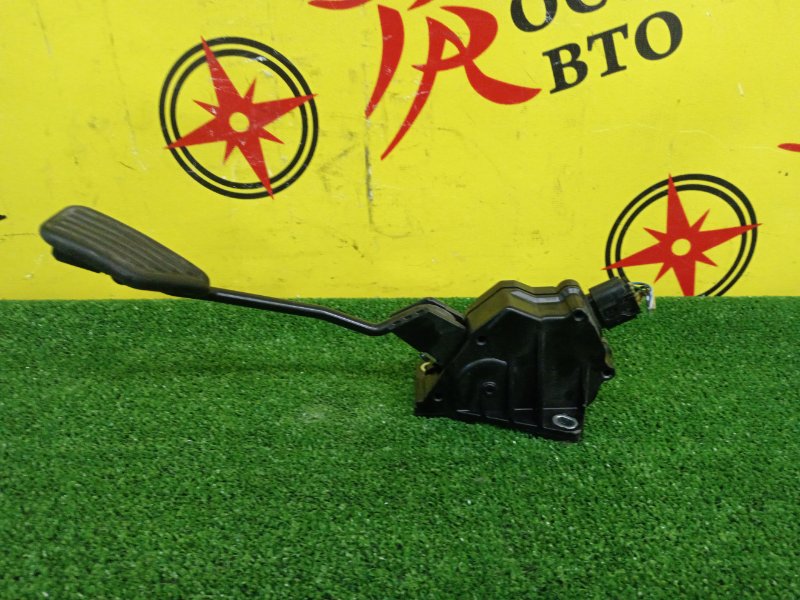 Педаль газа, 500 рублей, Красноярск